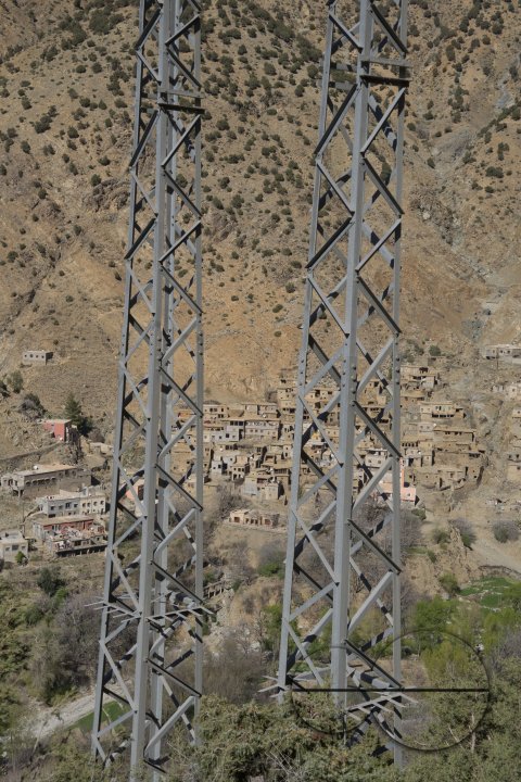 MWC033614
