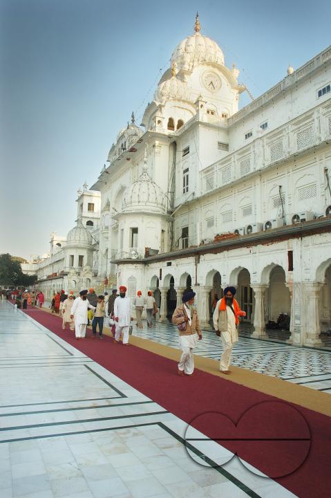 MWC059469