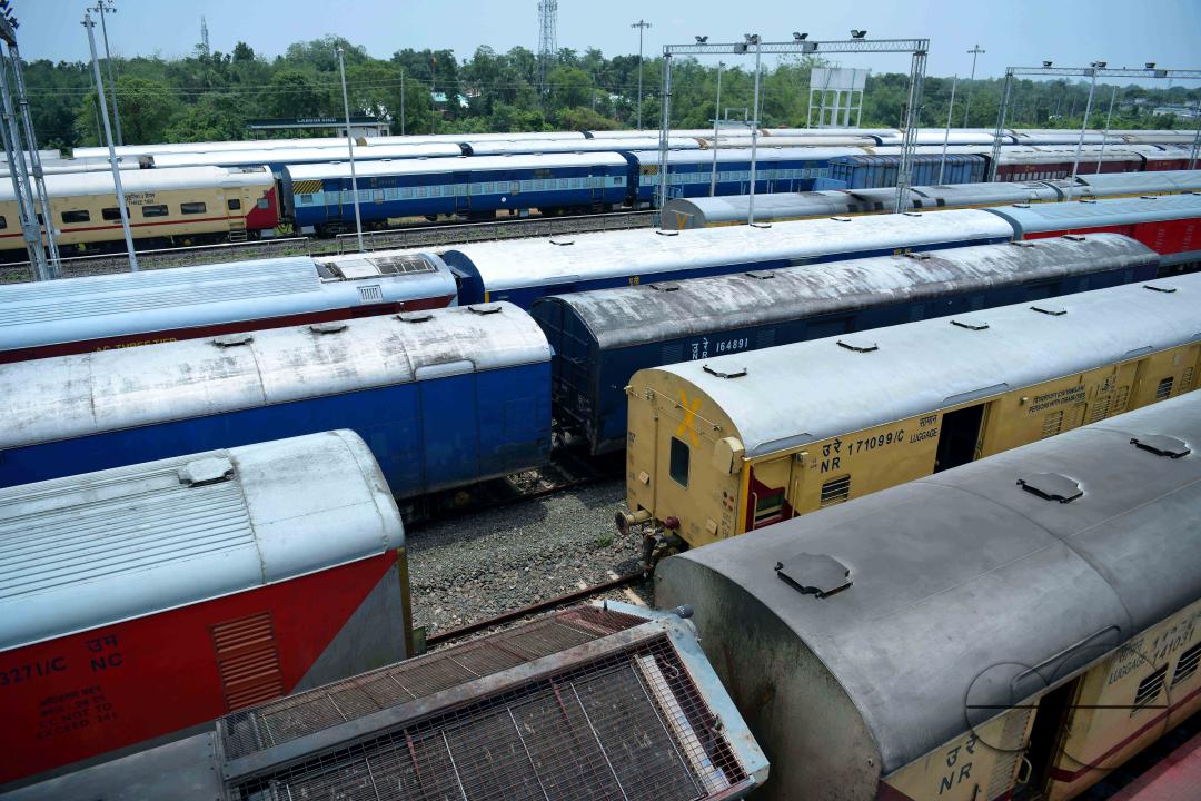 MWC048206