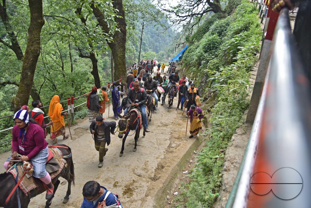 MWC056483