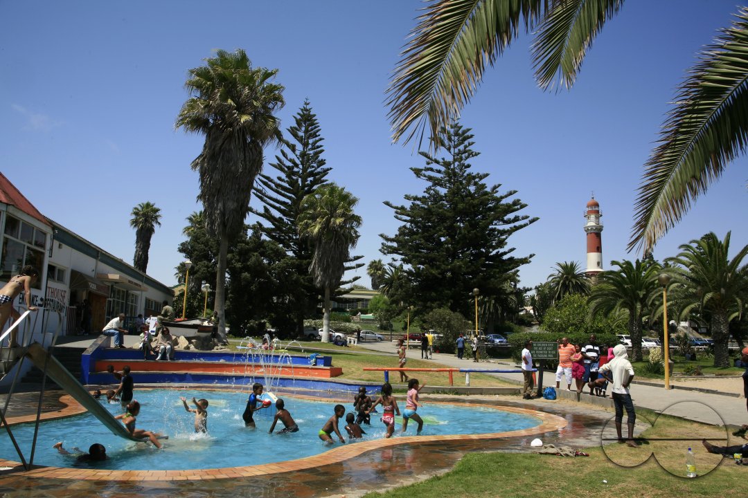 MWC023109