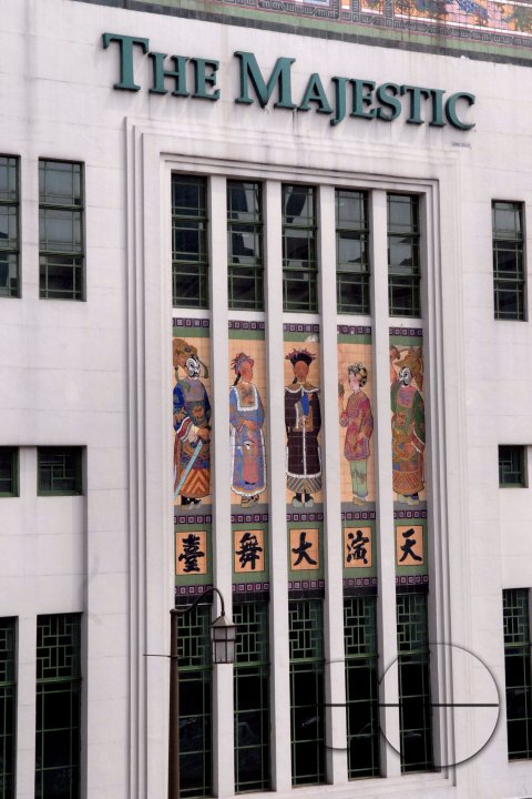 MWC011703