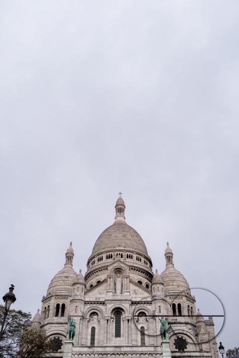 MWC055630