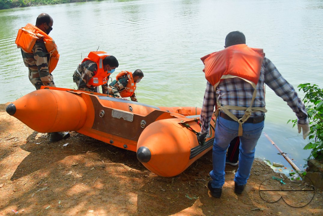 Demonstration, on flood management