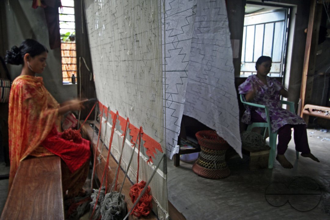Garment sector trade unions demands clear up salaries and bonuses by Sep 16