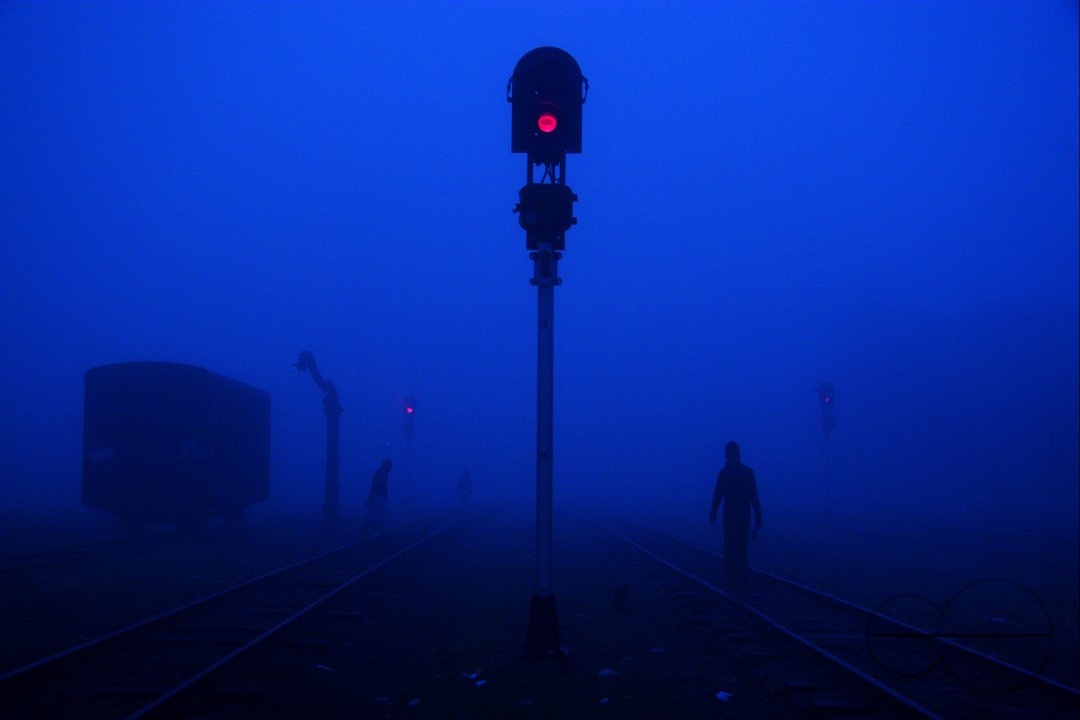 Dense fog in Chittagong