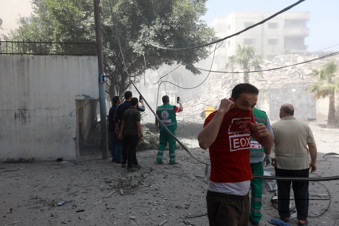 MWC038133