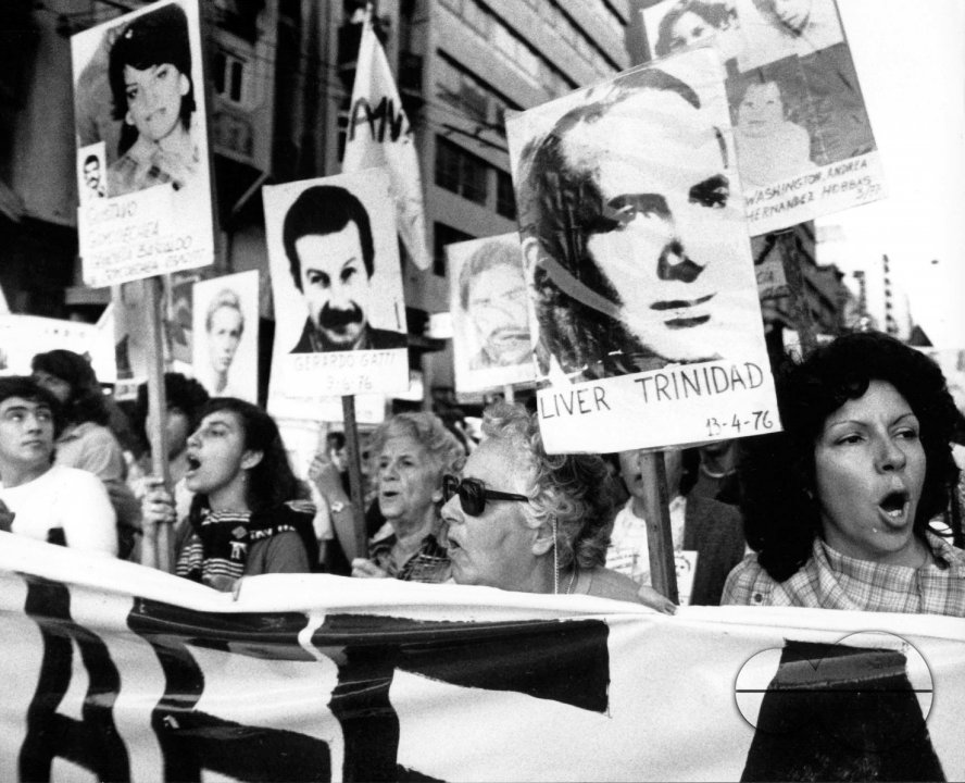 URUGUAY  RELATIVES OF DISAPPEARED MARCHING IN MONTEVIDEO, 1984