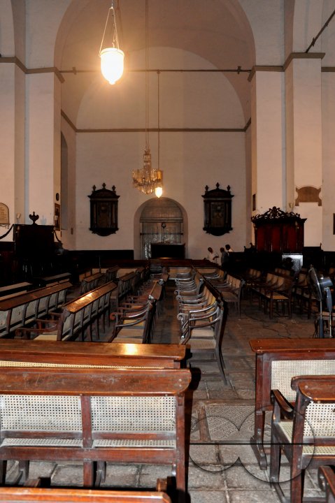 MWC024410