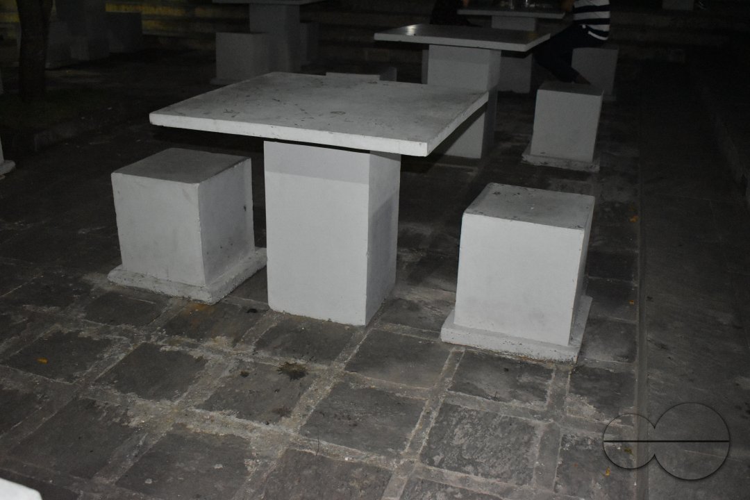 MWC040649