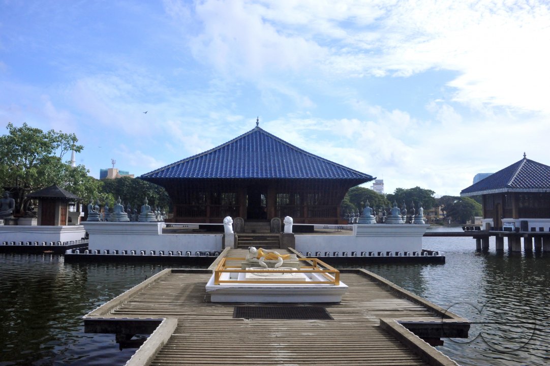 MWC024397
