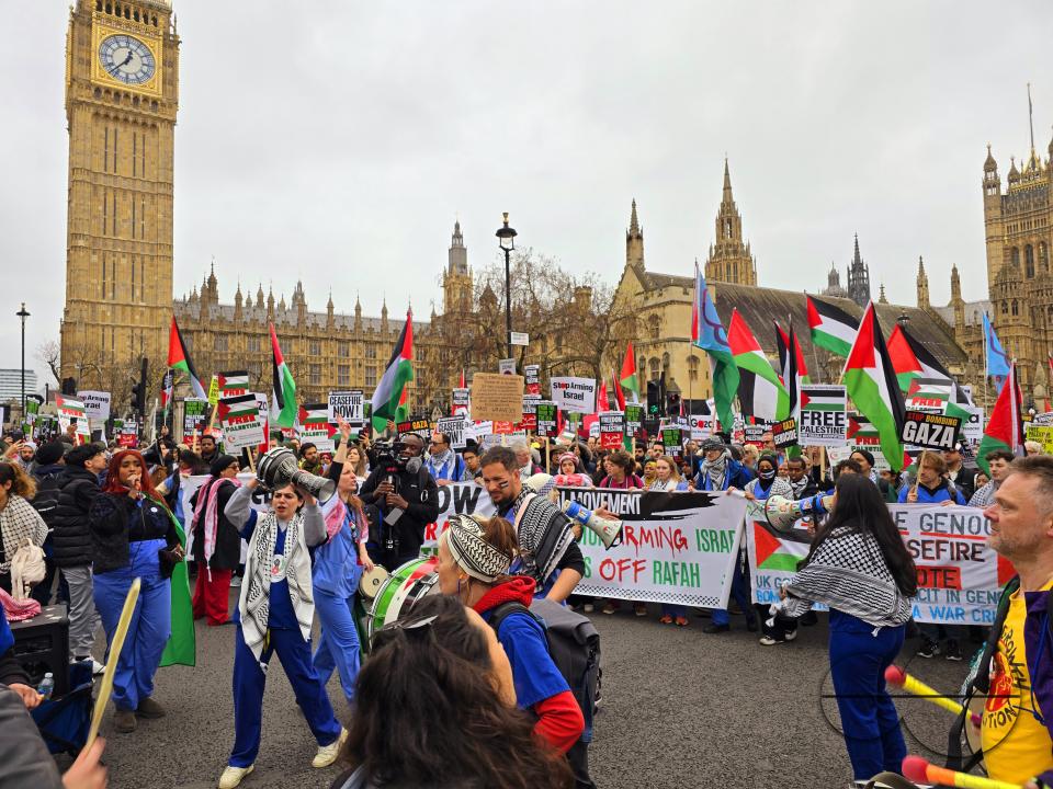 Thousands of Pro-Palestinians gathered for the Palestine Solidarity Campaign (PSC) demonstration in the capital to call for an immediate ceasefire in Gaza