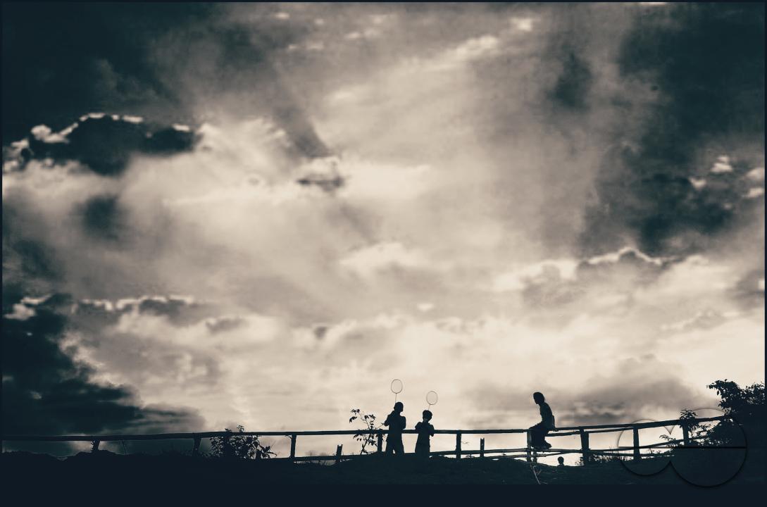 The Rohingya are a Muslim ethnic minority group who have lived for centuries in predominantly Buddhist Myanmar and are not recognized as an official ethnic group and have been denied citizenship, making them the worldâs largest stateless population