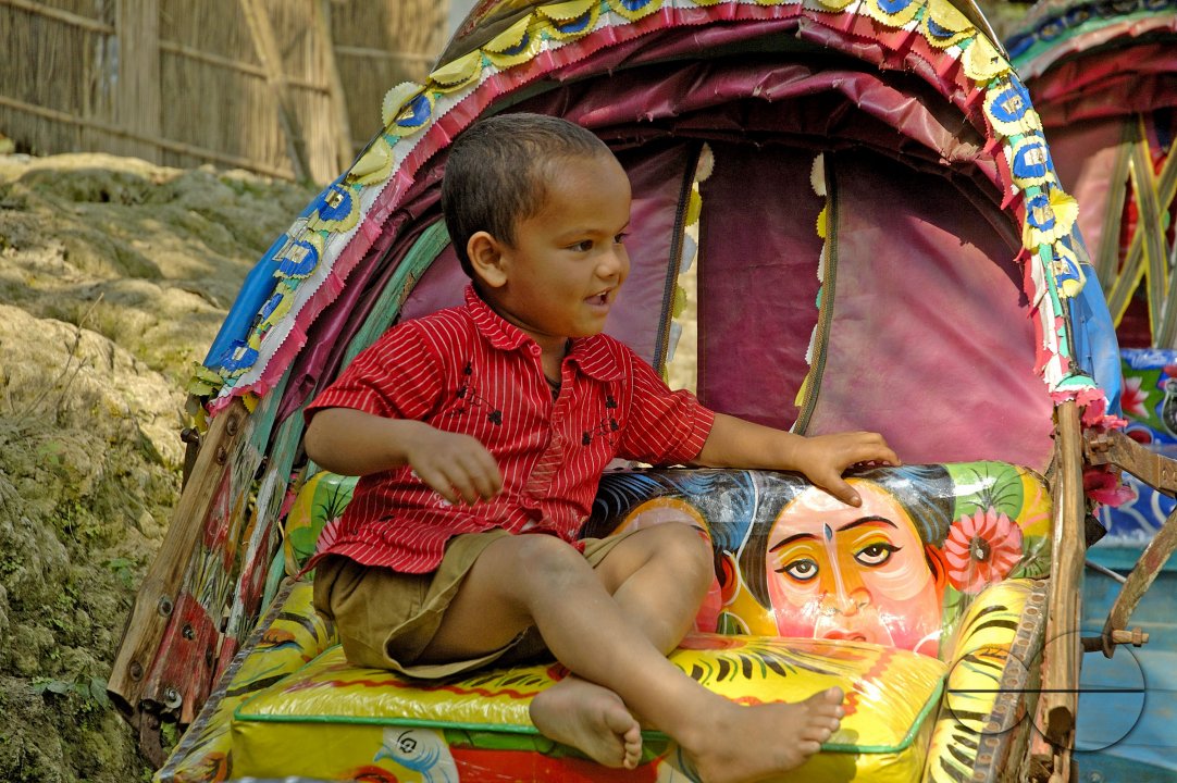 Rickshaw Fun, Singair