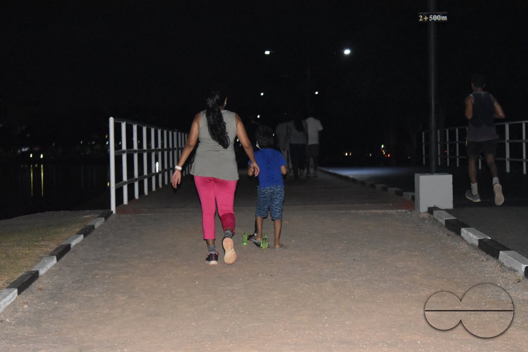 MWC040637