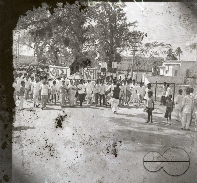MWC008516