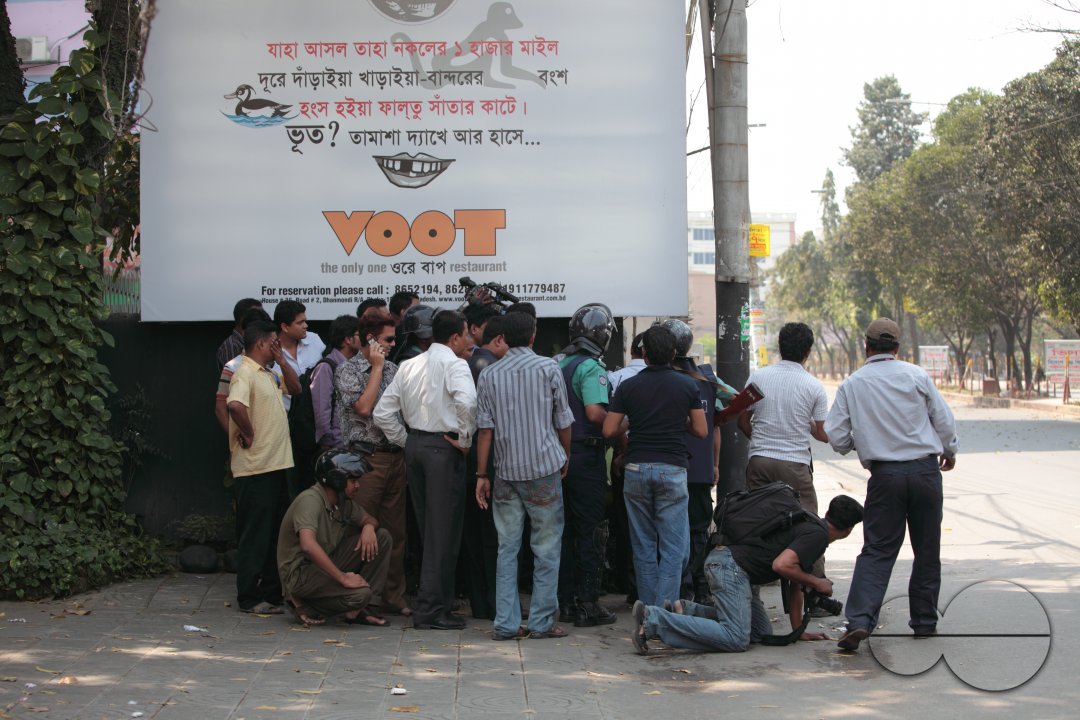 MWC009056
