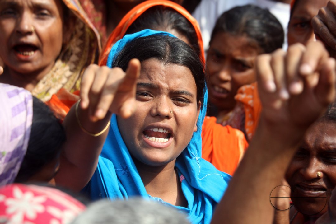 Garment sector trade unions demands clear up salaries and bonuses by Sep 16