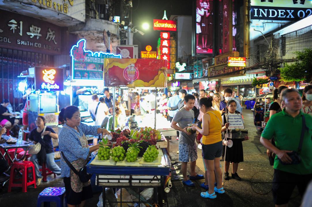 Chinatown in Bangkok is one of the largest Chinatowns in the world, and is renowned for its incredible shopping and tantalizing cuisine