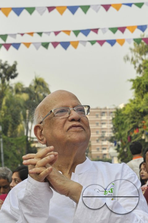 MWC029365
