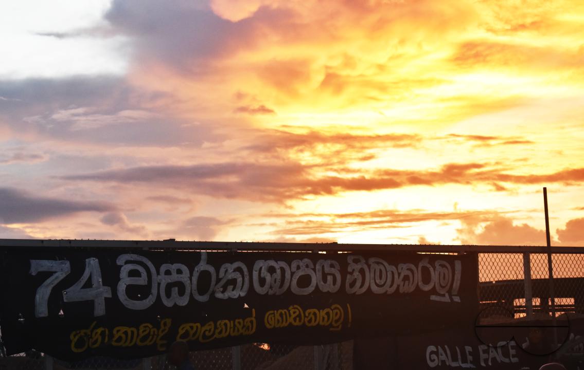 MWC048359