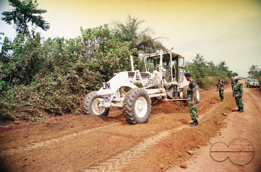 MWC008216