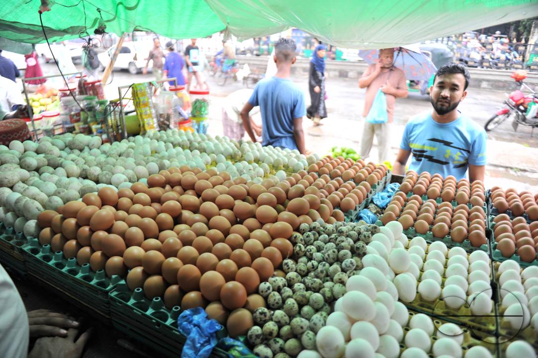 People buying Eggs in 160 Tk per dozen at the Modina market in Sylhet