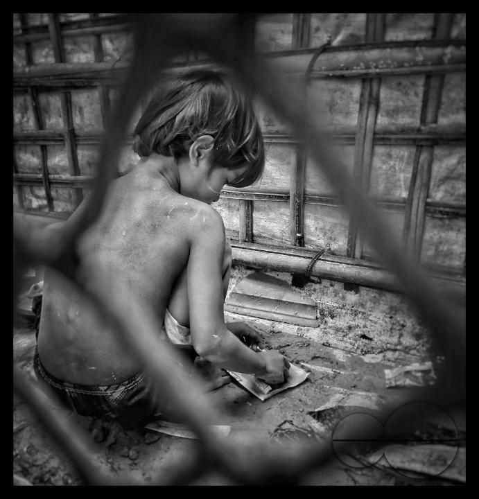 The Rohingya are a Muslim ethnic minority group who have lived for centuries in predominantly Buddhist Myanmar and are not recognized as an official ethnic group and have been denied citizenship, making them the worldâs largest stateless population