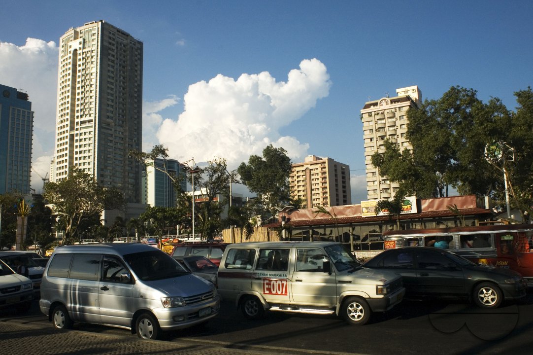 MWC011196