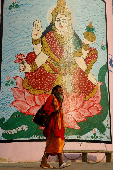 Benaras is considered as the cultural capital of the oldest and holiest cities in India and home to the most famous ghats (150 steps leading down to the river) in the country