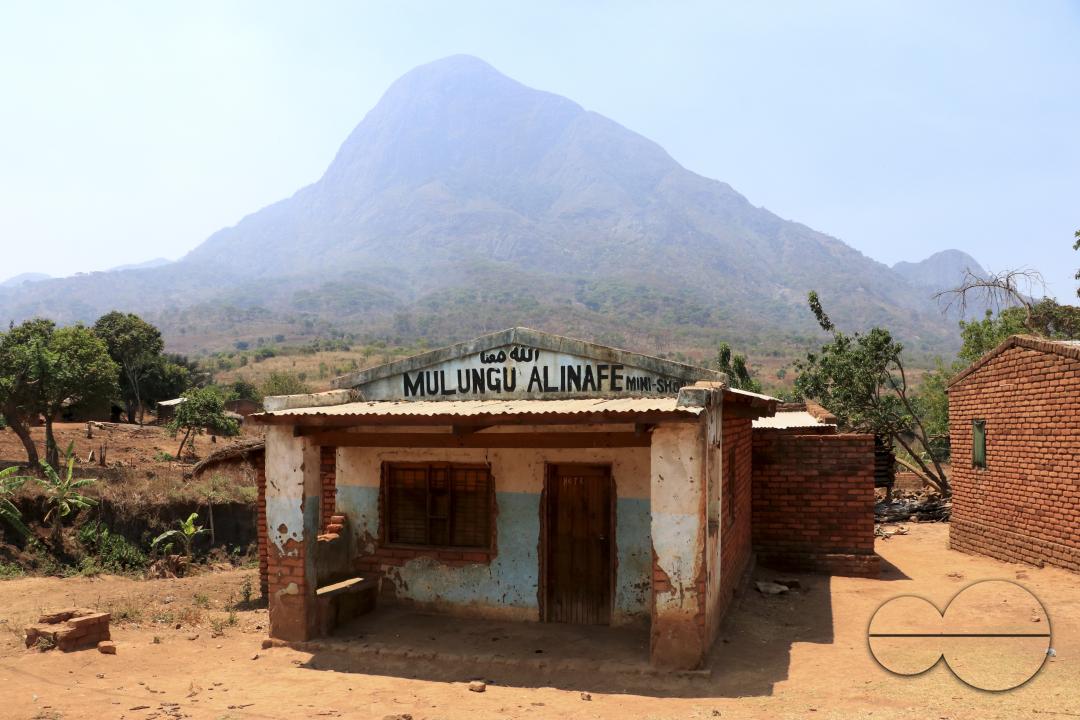 MWC045504
