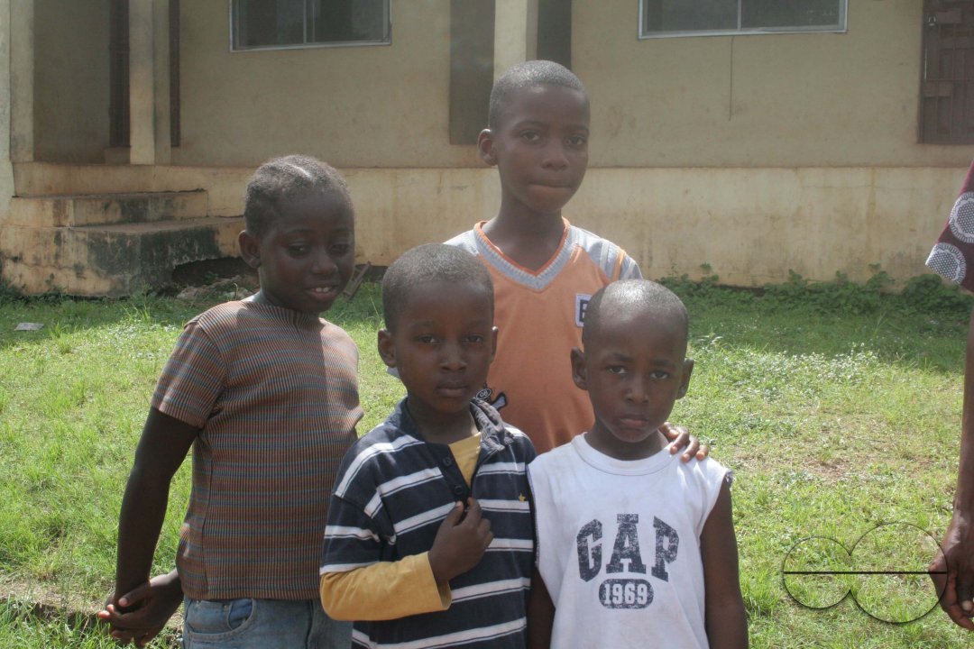 MWC012129