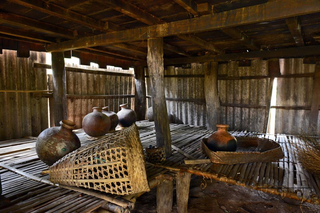 Totos are one of the most primitive communities in the world and this isolated tribal group resides only in Totopara at the foot of the Himalayas just to the borderline between West Bengal and Bhutan
