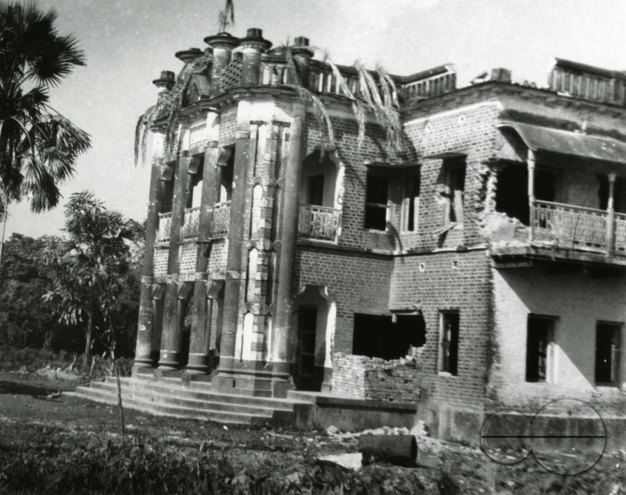 MWC008393