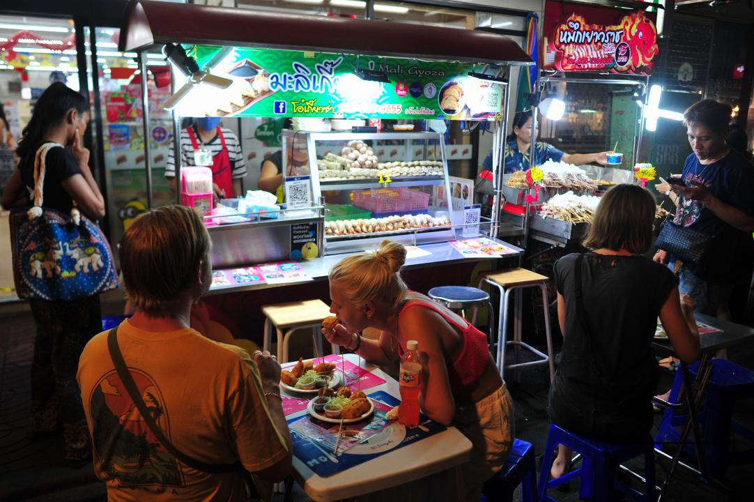 Chinatown in Bangkok is one of the largest Chinatowns in the world, and is renowned for its incredible shopping and tantalizing cuisine