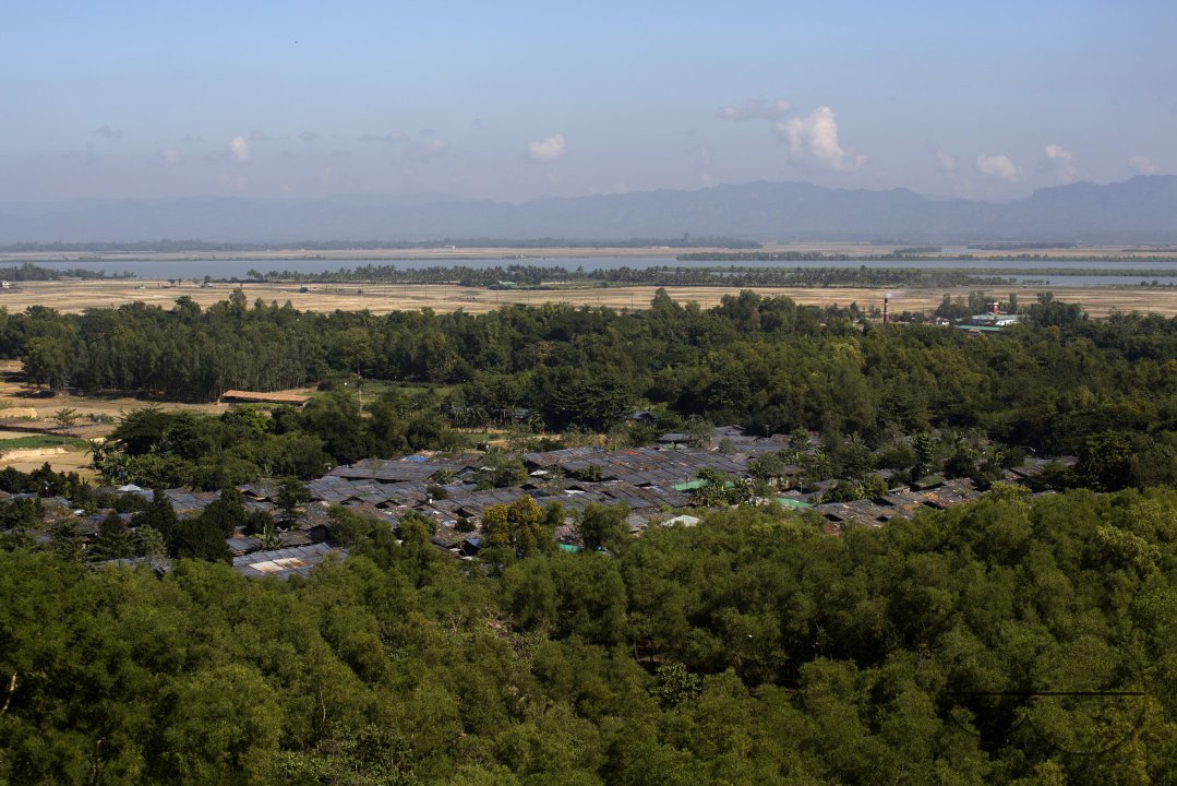 MWC027095