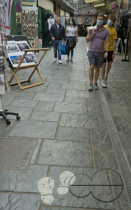 MWC032872