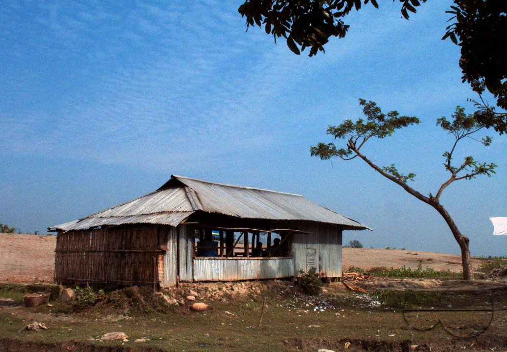 MWC012058