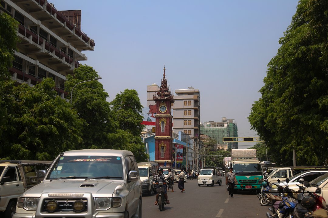 MWC029413