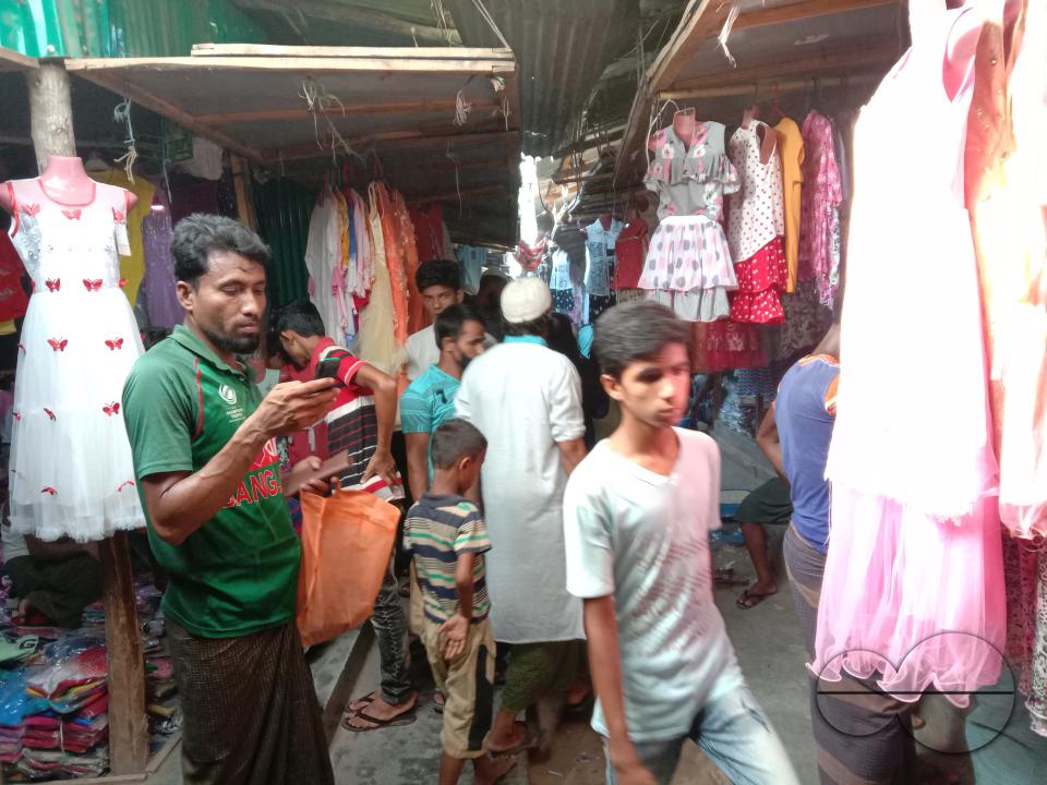 Toys and clothes stalls outside the Balukhali refugee camp