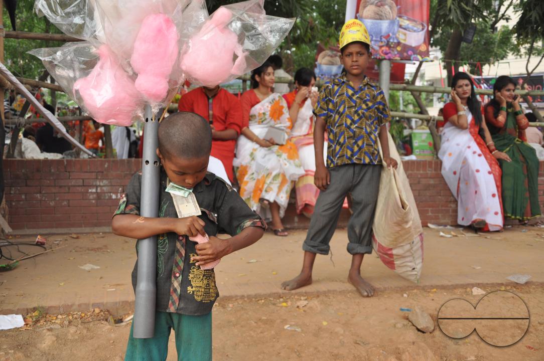 A child selling cotton candy on New Year's Day