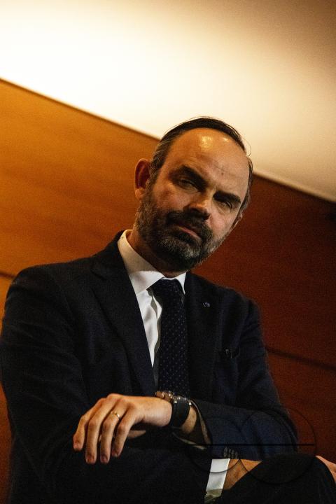 MWC051222