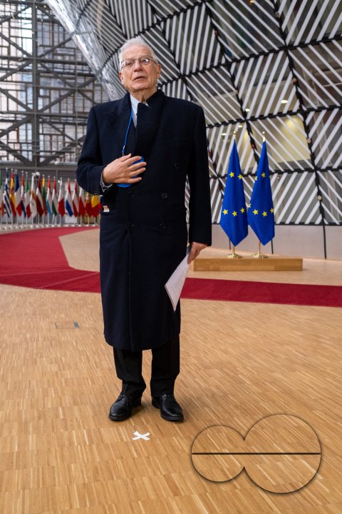 MWC040740