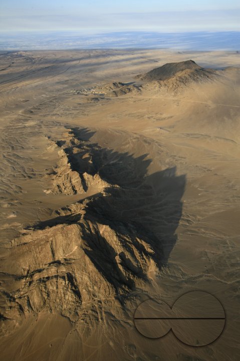 MWC023104