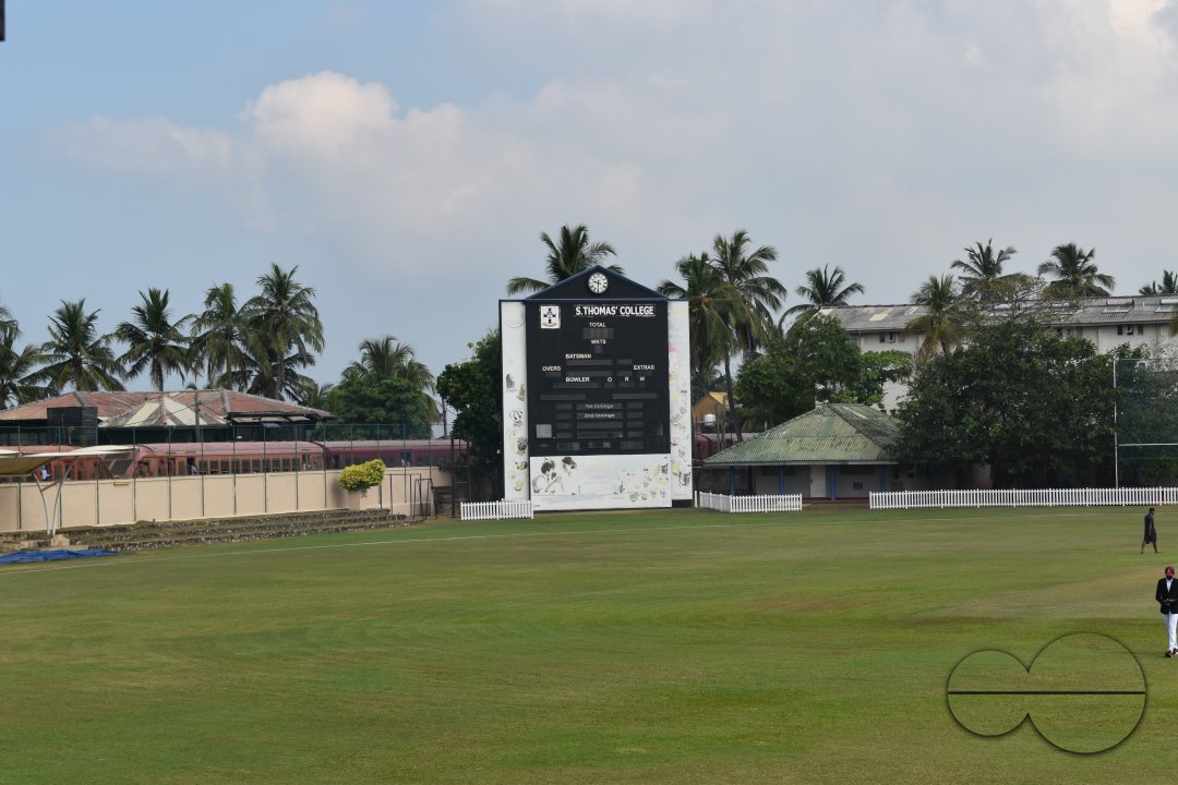 MWC037058