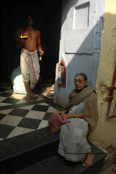 MWC059547
