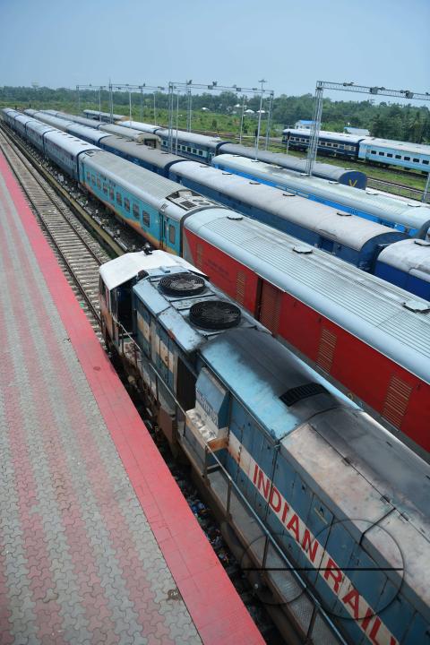 MWC048207