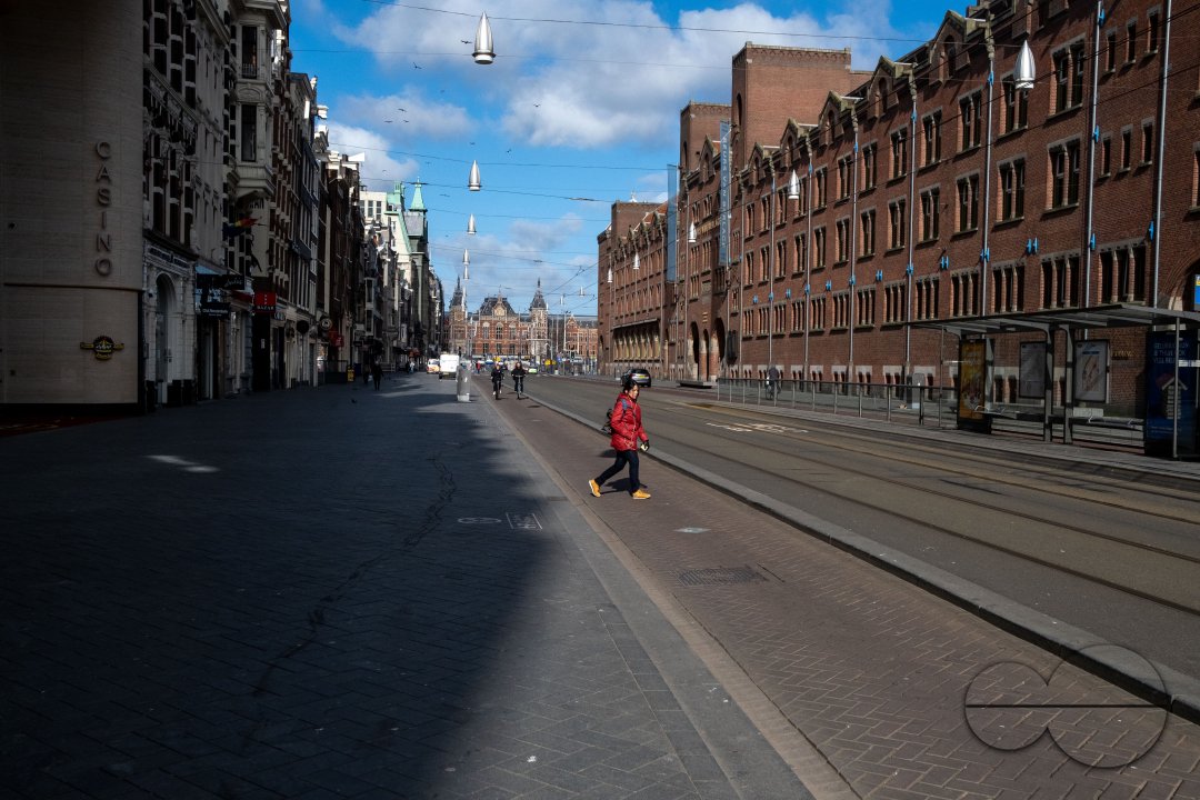 MWC042755