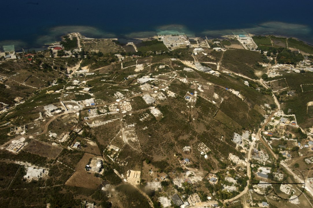 MWC004702