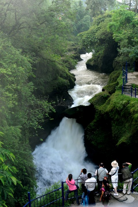 MWC024405